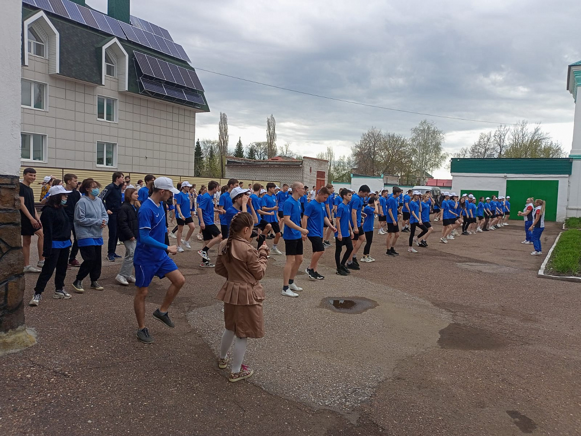 Зарядка Победы
